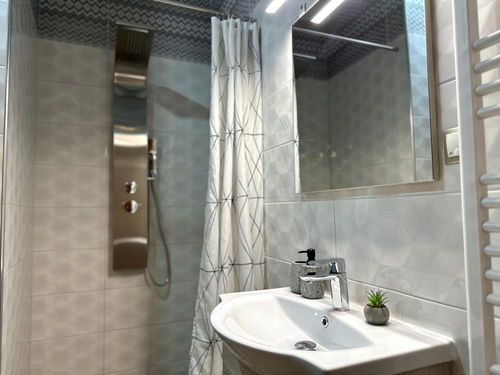 Εmerald Luxury Suite Thessaloníki Luaran gambar
